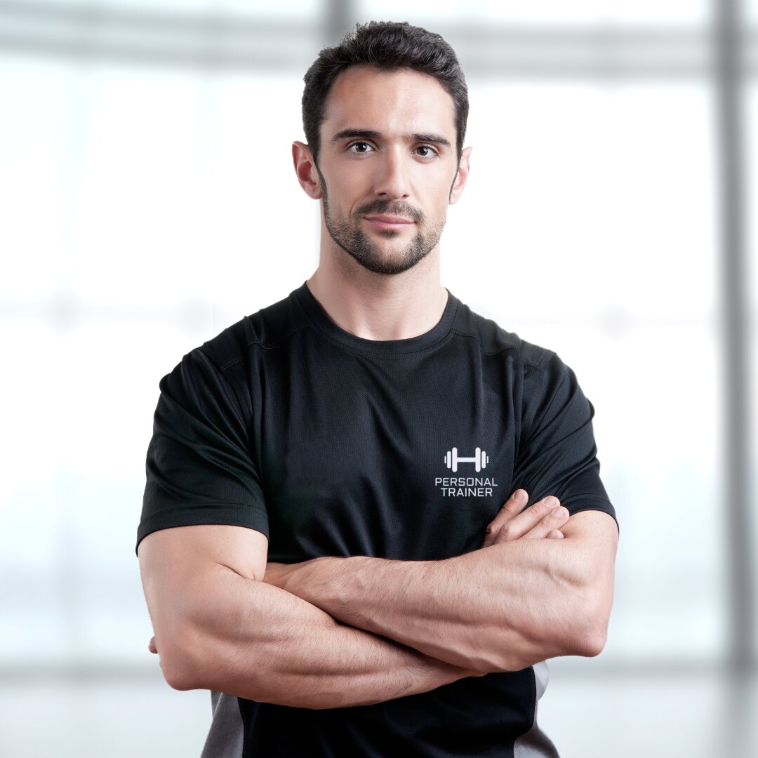 Personal Trainer wearing a PT Uniform 
